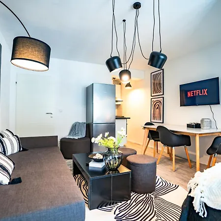 50% Rabatt - Zentral - Designstudio - 3 Pers.